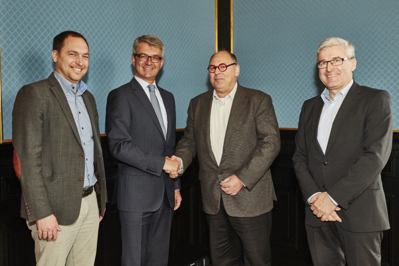 von links: Geschäftsführer Parlaments Gebäude Sanierungs GmbH Harald Wagner, Geschäftsführer Parlaments Gebäude Sanierungs GmbH Alexis Wintoniak, Prokurist Strabag AG, Prokurist Strabag AG Walter Schmidt