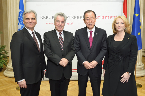 von links: Bundeskanzler Werner Faymann (S), Bundespräsident Heinz Fischer, UN-Generalsekretär Ban Ki-moon, Nationalratspräsidentin Doris Bures (S)