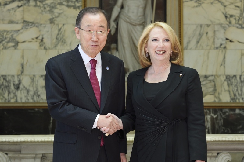 von rechts: Nationalratspräsidentin Doris Bures (S), UN-Generalsekretär Ban Ki-moon
