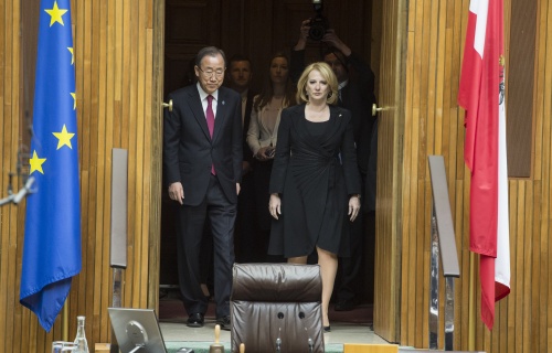 UN-Generalsekretär Ban Ki-moon und Nationalratspräsidentin Doris Bures (S)