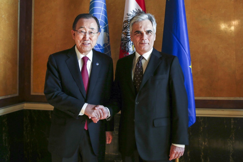 von links: UN-Generalsekretär Ban Ki-moon und Bundeskanzler Werner Faymann (S)