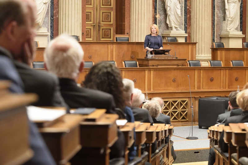 Nationalratspräsidentin Doris Bures (S) am Wort
