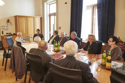 Fraktionssitzung im FPÖ Klub. vorne links: Bundesrätin Monika Mühlwerth (F)