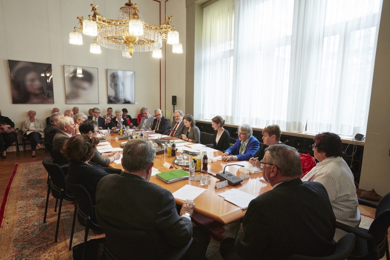 Ausschusssitzung des Seniorenparlaments