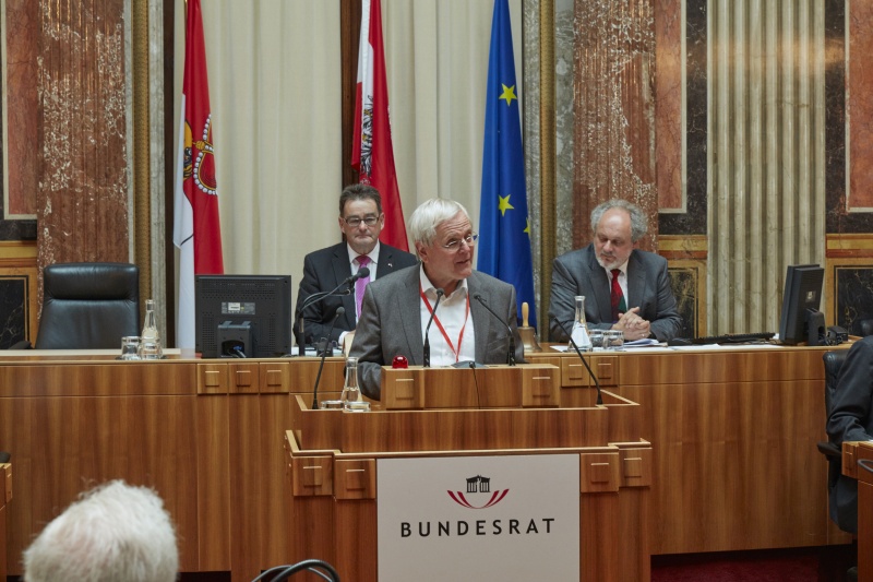 Wortmeldung im Plenum