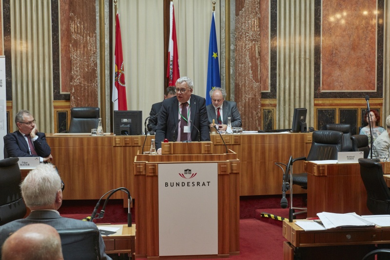 Wortmeldung im Plenum