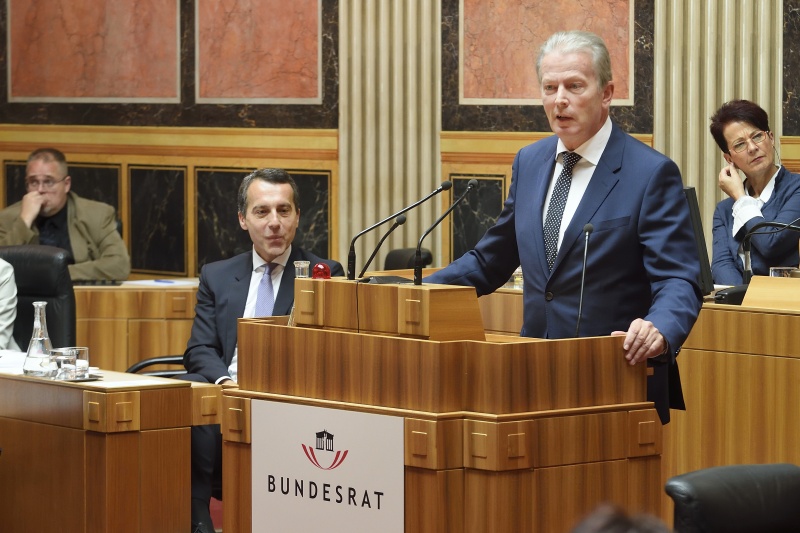 Vizekanzler Reinhold Mitterlehner (V) bei seinen Ausführungen