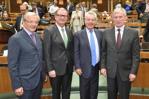 Von links: Bundeskanzler a.D Wolfgang Schüssel, Zweiter Nationalratspräsident Karlheinz Kopf (V), Bundespräsident Heinz Fischer, Deutscher Bundespräsident a.D. Horst Köhler