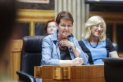 von links: Bundesrätin Elisabeth Grimling (S) und Bundesratsvizepräsidentin Ingrid Winkler (S)