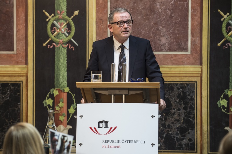 Zweiter Nationalratspräsident Karlheinz Kopf (V) am Rednerpult