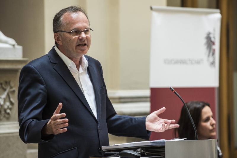 Einleitende Worte durch Volksanwalt Günther Kräuter