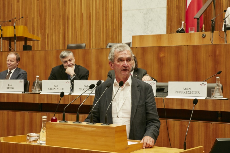 Rede von Peter Püsfök Dachverband Erneuerbare Energie Österreich