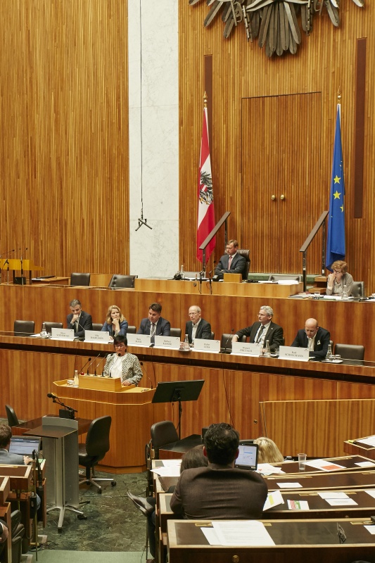 Rede von Bundesrätin Marianne Hackl (V)