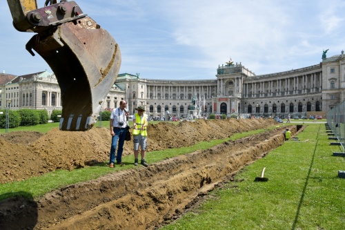 von links: Archäologe Christoph Blesl - Bundesdenkmalamt und Archäologe Roman Igl von der Firma Ardig 