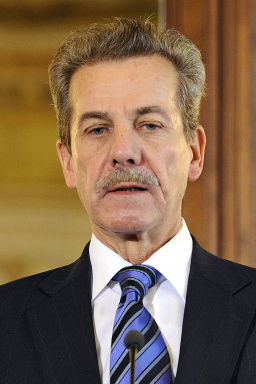 Portraitfoto von Dr. Franz Fiedler