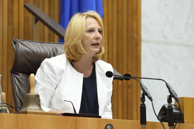 Nationalratspräsidentin Doris Bures (S) bei der Eröffnung der Sitzung