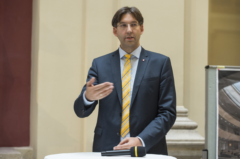 Am Podium: Bezirksvorsteher Innere Stadt Markus Figl