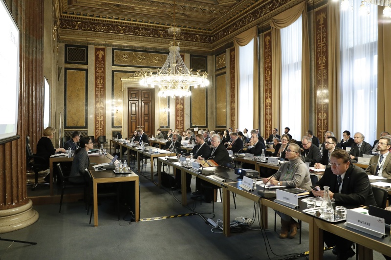 Präsentation von Tanja Sinozic vom ITA Austria. Blick Richtung KonferenzteilnehmerInnen