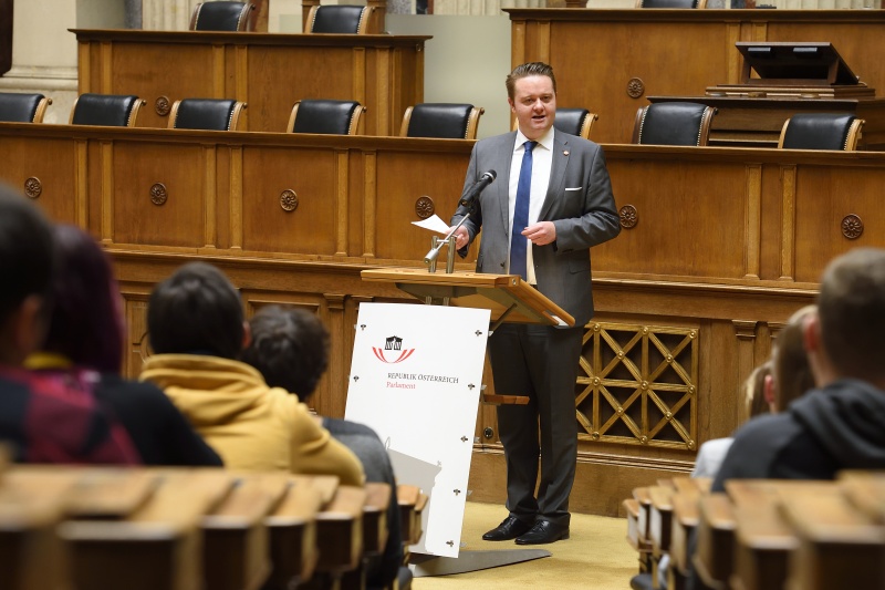 Begrüßung durch Bundesratspräsident Mario Lindner (S)