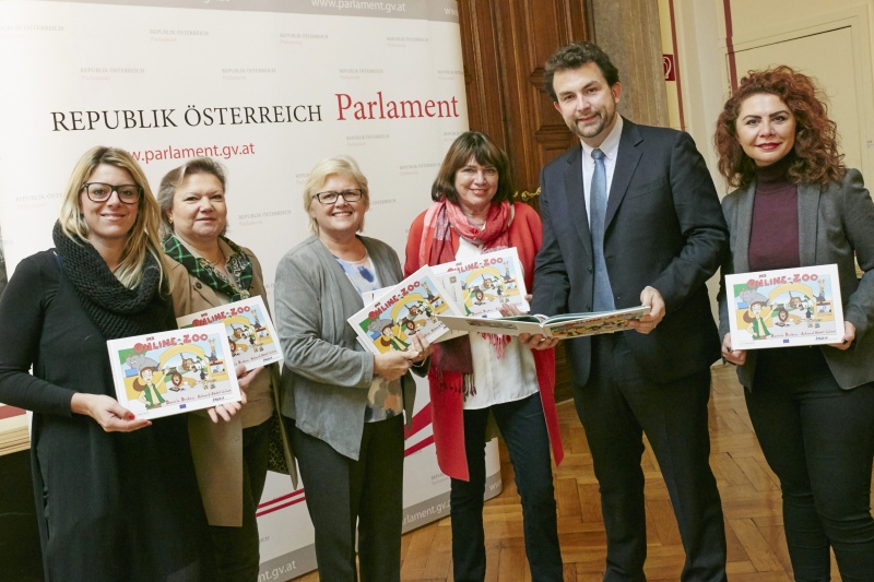 von links: Nationalratsabgeordnete Katharina Kucharowits (S), Nationalratsabgeordnete Anneliese Kitzmüller (F), Nationalratsabgeordnete Dorothea Schittenhelm (V), Nationalratsabgeordnete  Gisela Wurm Österreichische Delegation der Parlamentarischen Versammlung des Europarates,  Maximilian Schubert ISPA, Nationalratsabgeordnete Berivan Alsan (G)