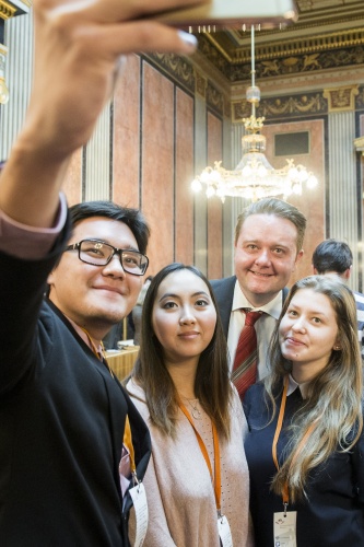 Selfie mit Bundesratspräsident Mario Lindner (S)