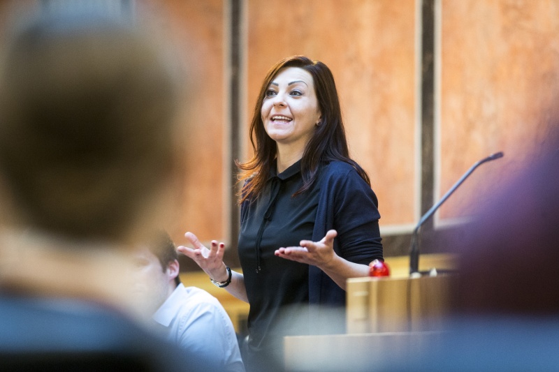 Bundesrätin Ewa Dziedzic (G) am Wort