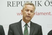 Nationalratsabgeordneter Reinhold Lopatka (V) am Wort