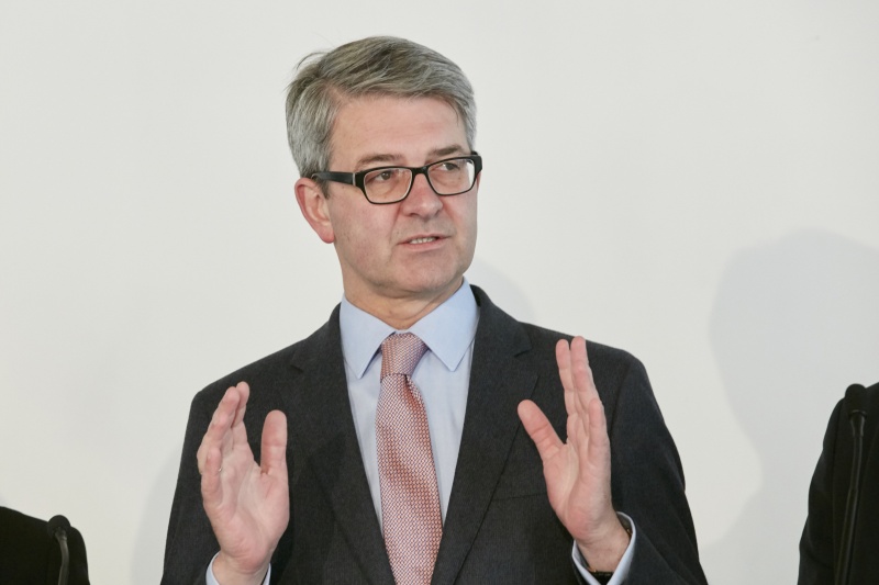 Parlamentsvizedirektor Alexis Wintoniak Projektleiter am Wort