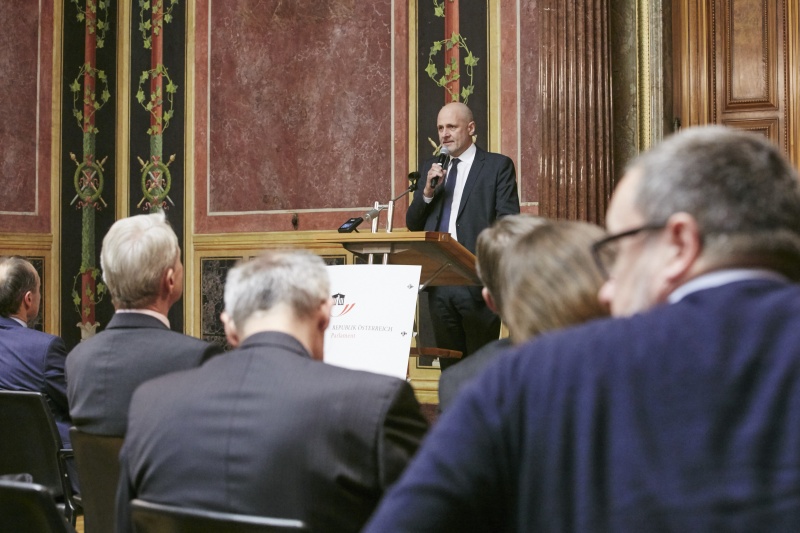 Präsentation der Arena Analyse 2017 durch Walter Osztovics Kovar & Partner