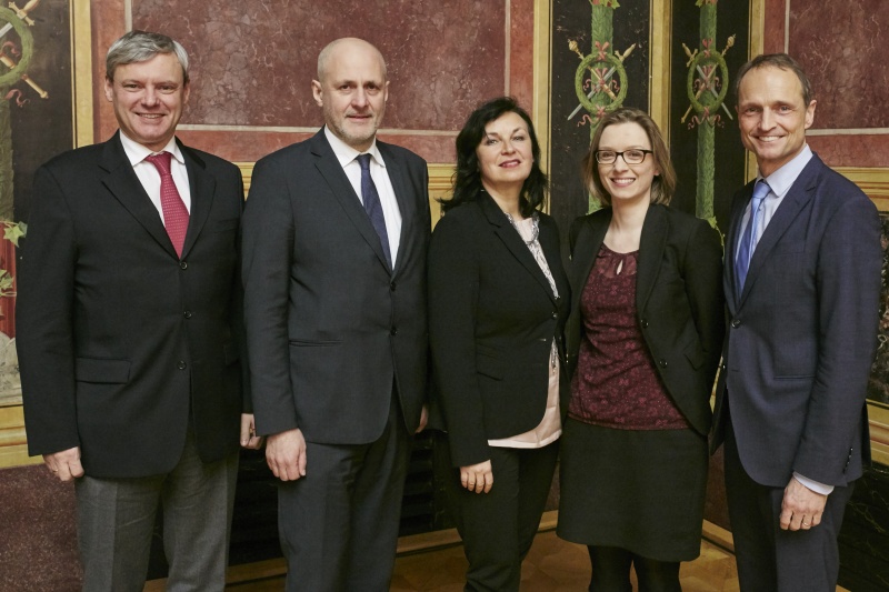 Von rechts: Nationalratsabgeordneter Wolfgang Gerstl (V) Verfassungssprecher der ÖVP, Lisa Herzog Hochschule für Politik München, Petra Stuiber Der Standard, Walter Osztovics Kovar & Partner und Andreas Kovar Kovar & Partner