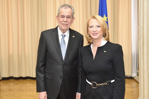 Von links: Bundespräsident Alexander Van der Bellen und Nationalratspräsidentin Doris Bures (S)