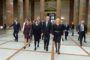 Von links: Bundesratspräsidentin Sonja Ledl-Rossmann (V), Doris Schmidauer, Bundespräsident Alexander Van der Bellen und Nationalratspräsidentin Doris Bures (S)