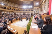 Blick in den Hisotrischen Sitzungssaal. Bundespräsident Alexander Van der Bellen bei der Angelobung