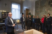 Zweiter Nationalratspräsident Karlheinz Kopf (V) mit Gästen aus Vorarlberg in seinen Amtsräumen