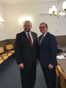 von rechts: Zweiter Nationalratspräsident Karlheinz Kopf (V) und der Vize-Vorsitzenden des tschechischen Abgeordnetenhauses Jan Bartosek