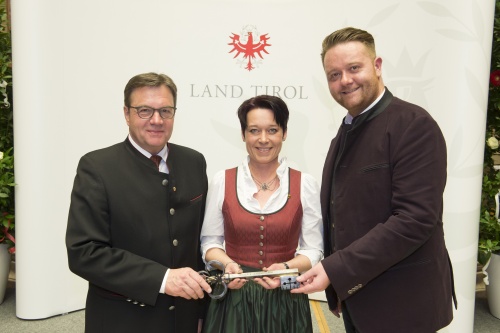 Von links: Landeshauptmann von Tirol Günther Platter (V), Bundesratspräsidentin Sonja Ledl-Rossmann (V) und Bundesrat Mario Lindner (S)