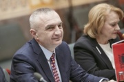 Ilir Meta albanischer Parlamentspräsident
