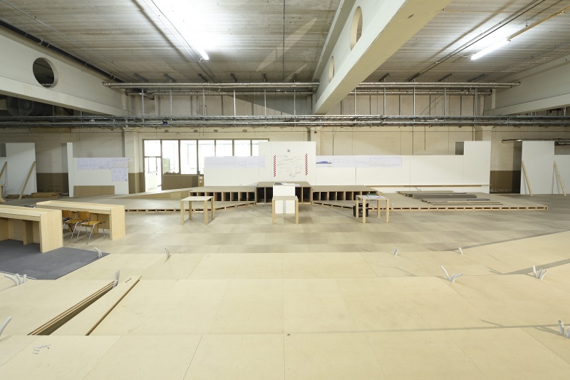 Einbauten für den interimistischen Nationalratssitzungssaal im großen Redoutensaal der Hofburg