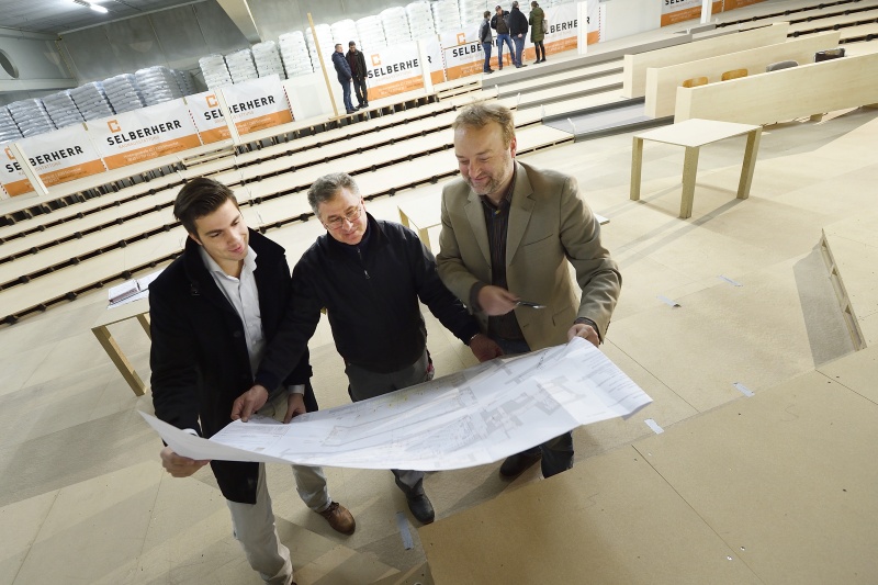 Einbauten für den interimistischen Nationalratssitzungssaal im großen Redoutensaal der Hofburg