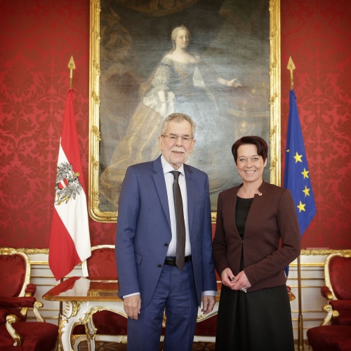 Von links: Bundespräsident Alexander Van der Bellen und Bundesratspräsidentin Sonja Ledl-Rossmann