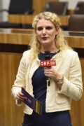 Moderatorin Christine Mayer-Bohusch