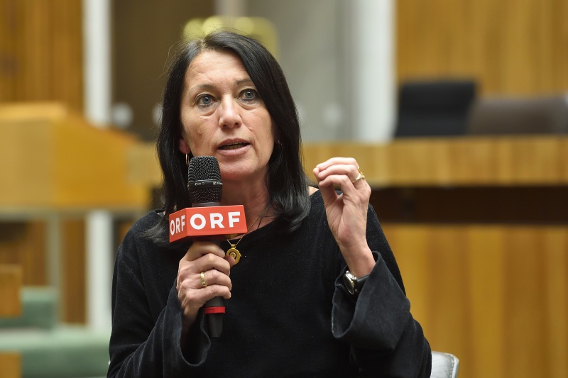 Gabriella Hauch, Institut für Geschichte, Universität Wien am Wort