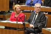 Von links: Nationalratspräsidentin Doris Bures (S) und Bundespräsident Alexander van der Bellen