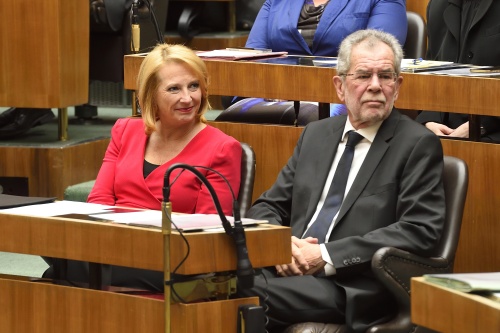 Von links: Nationalratspräsidentin Doris Bures (S) und Bundespräsident Alexander van der Bellen