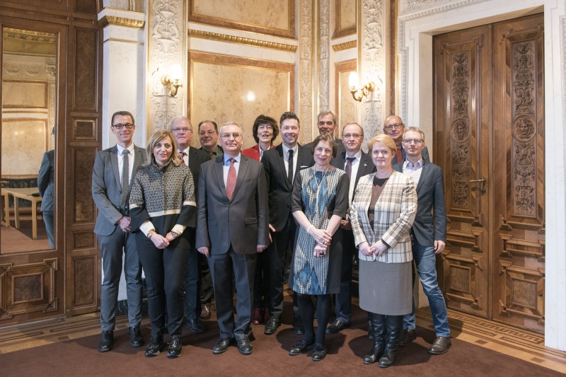 Gruppenfoto mit allen TeilnehmerInnen