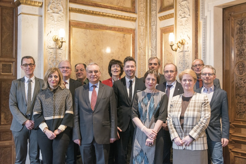 Gruppenfoto mit allen TeilnehmerInnen