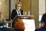Vorsitzende des Föderationsrates der Föderalen Versammlung der Russischen Föderation Valentina Ivanovna Matvienko am Wort