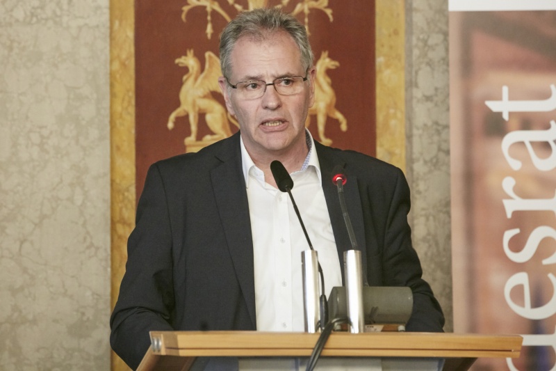 Bundesrat Edgar Mayer (V) am Wort