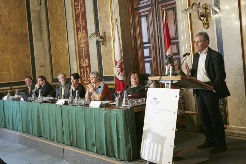 Bundesrat Edgar Mayer (V) wm Wort