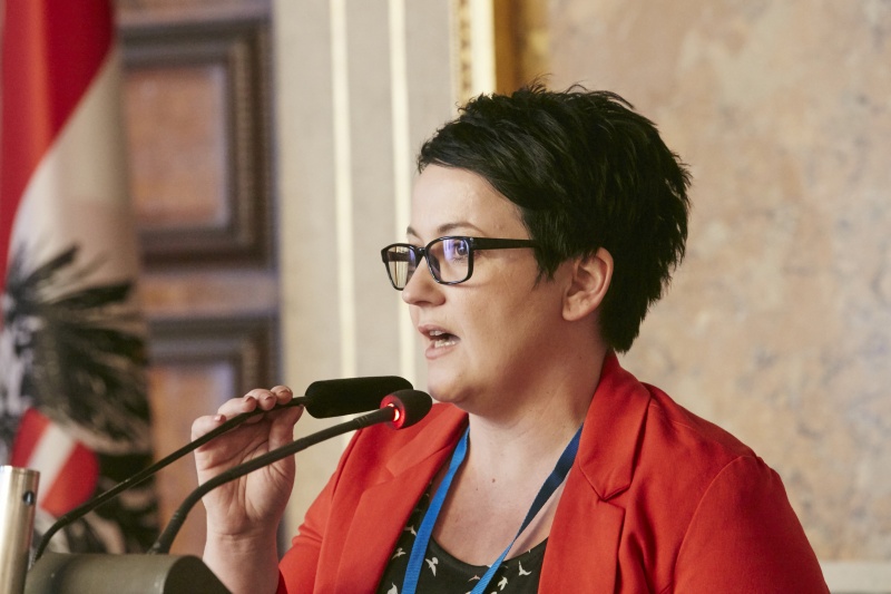 Wortmeldung von Bibiane Kudziova Gewerbestelle Personenbetreuer Wien